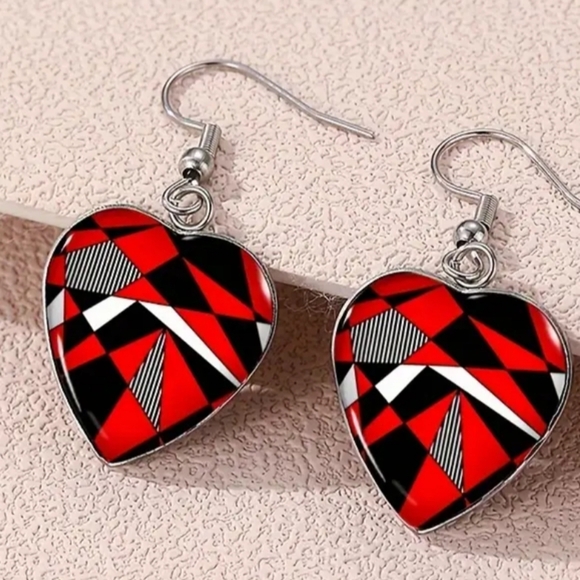 2/30$ Or 3/$35 NEW Modern Abstract Geometric Heart-Shaped Dangle Earrings(#0167) - Picture 1 of 4
